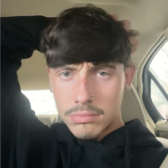 Hi, Iโm Raymond ๐ - Picture 14 of 17